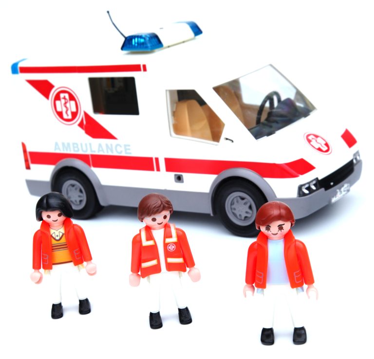 Spielzeug-Rettungswagen